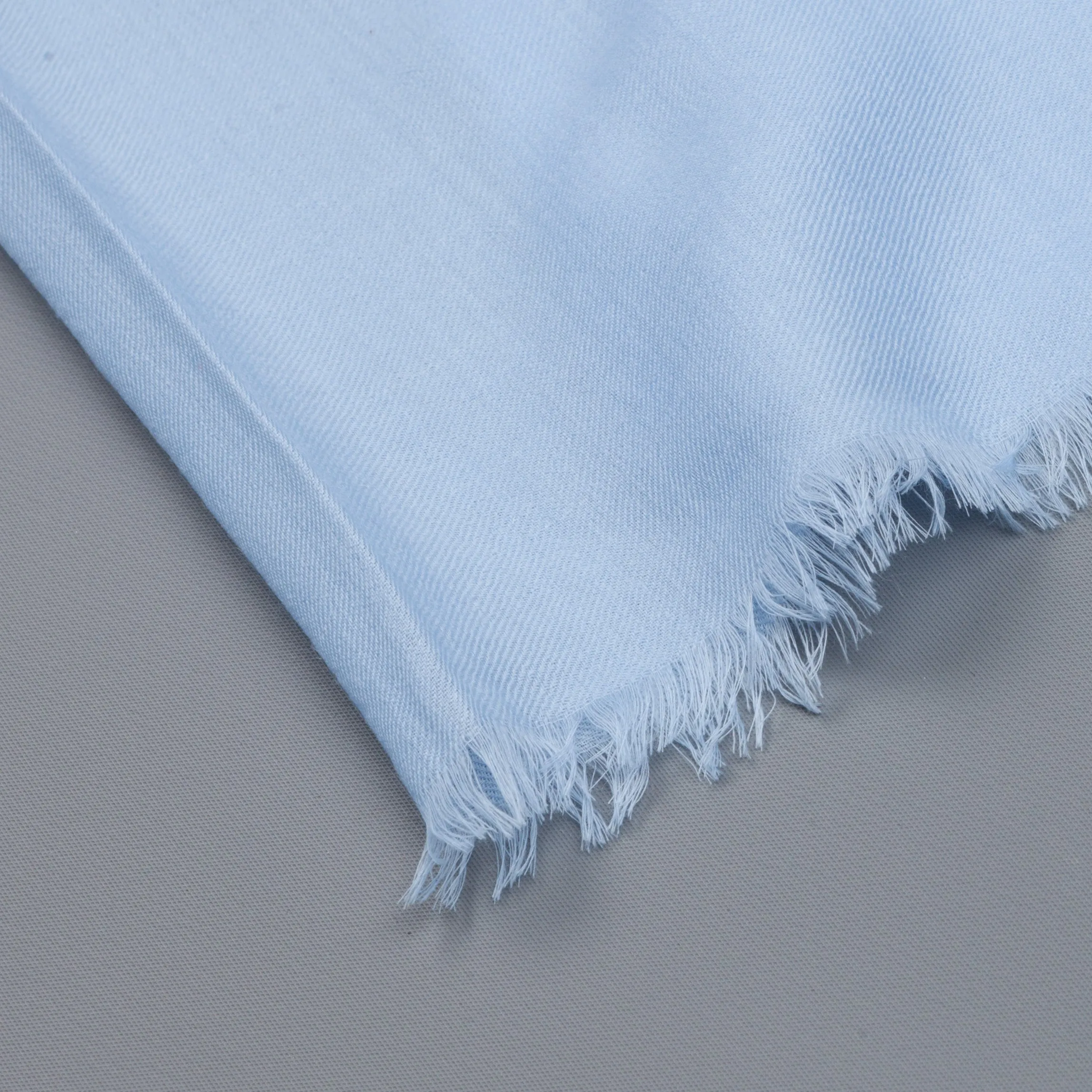 Alex Begg Wispy woven stole cashmere Ciel