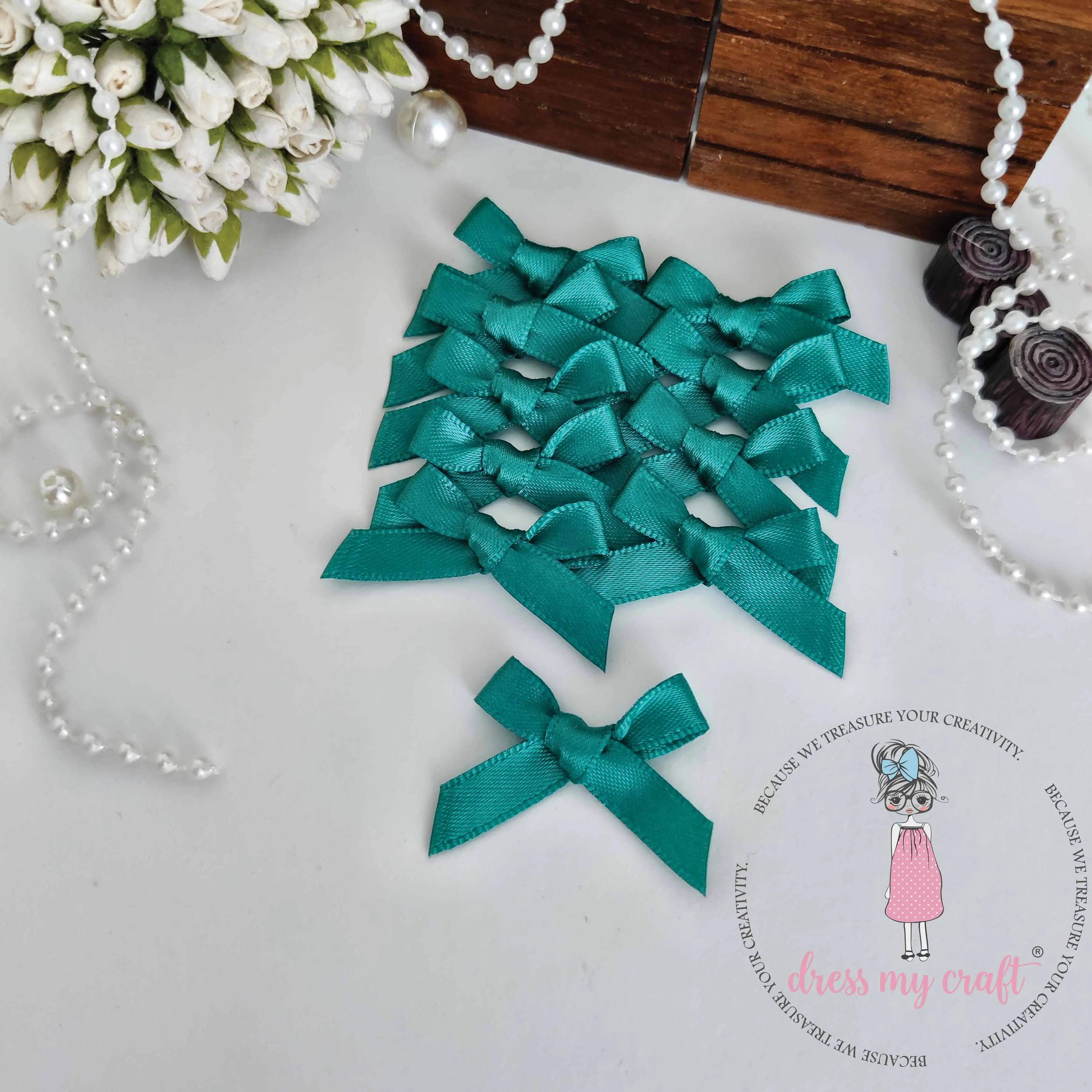 Rama Green Ribbon Bows