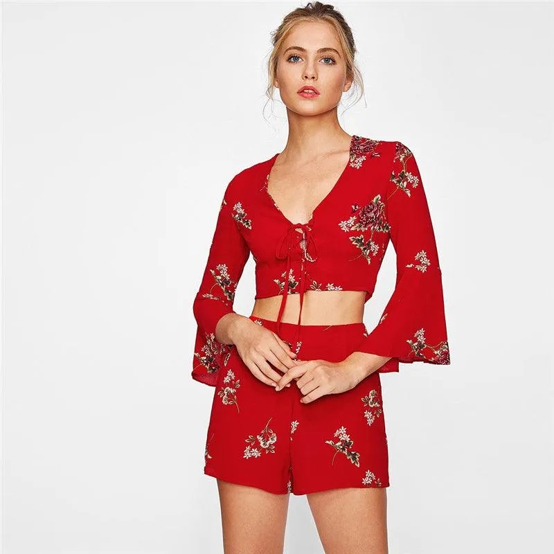 RED FLORAL FLARE SLEEVE LACE-UP SHORTS SET